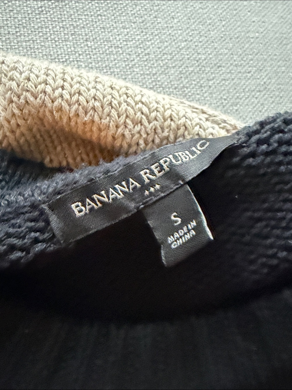 White/Green/Beige/BLK Banana Republic Factory Women's Crewneck Sweaters - Picture 9 of 10